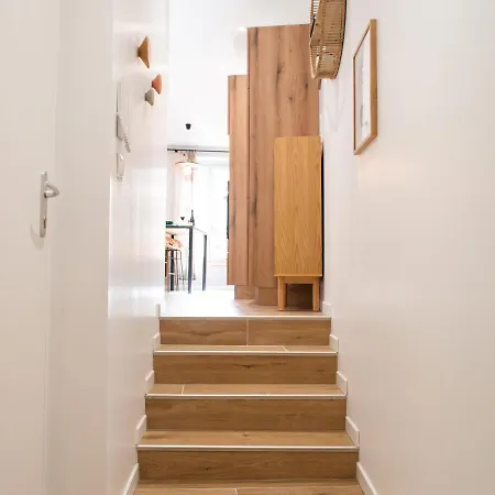 Sleep In - Le Saunerie Apartment *
